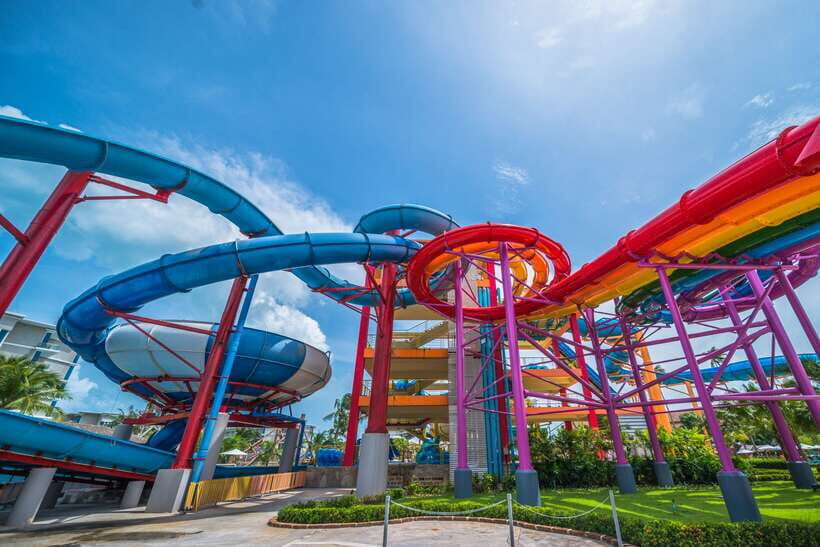 Phuket Splash Jungle Water Park Adventure - High-speed slides and the rides that give you bragging rights