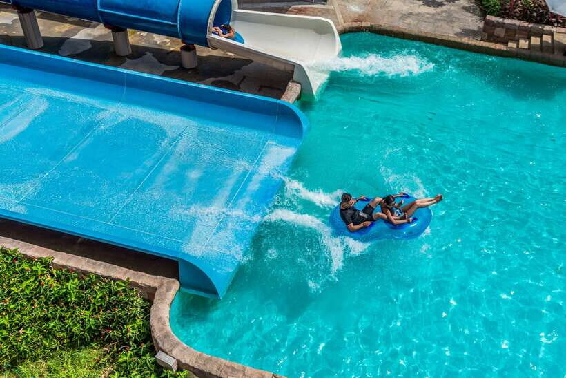 Phuket Splash Jungle Water Park Adventure - Lazy river and Aqua Play Pool: the best way to cool down