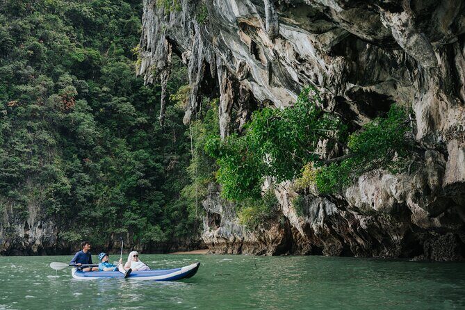 Phuket Sunset Big Boat Trip To Phang Nga Bay & James Bond Island - Thai dinner onboard: the kind of meal that keeps you happy on a long day