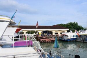 Phuket to Koh Lanta by Satun Pakbara Speed Boat - Boarding with a mobile voucher: quick and important