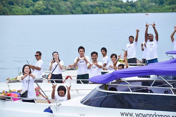 Phuket: Wow Andaman Snorkeling Trip to Phi Phi & Bamboo Islands - Phuket pickup and why the 11:00 start can work