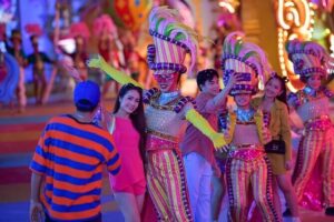 Phuket’s Dazzling Spectacle: Carnival Magic Theme Park Experience - Getting There: Kamala Location and Timing That Actually Works