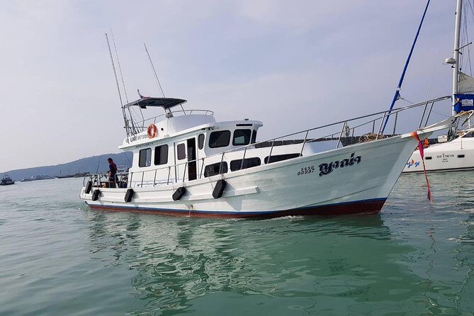 Private Boat Fishing TROLLING & SPINNING From Phuket - Phuket private boat fishing: trolling plus spinning (the smart combo)