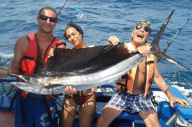Private Boat Fishing TROLLING & SPINNING From Phuket - Price per group: is $459.67 for up to 4 good value?