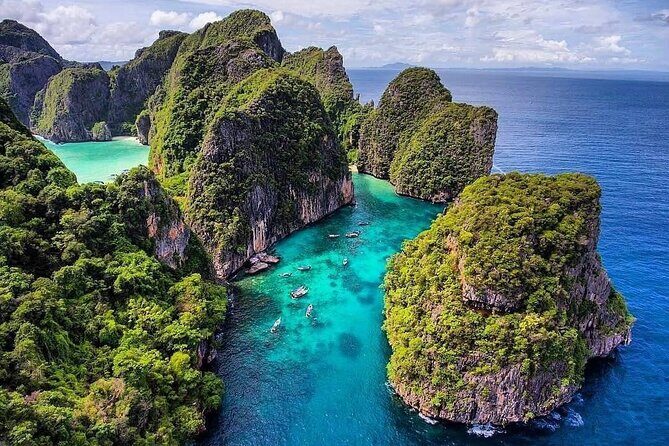 Private Phi Phi and Khai Islands Snorkeling Tour by Speedboat - Khai Nok Island: white sand, an hour of beach reset, and vendor pressure