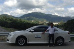 Private PHUKET Arrival Transfer - Phuket Airport to Phuket Hotels - Getting the Right Vehicle: Car vs Van for Your Party Size