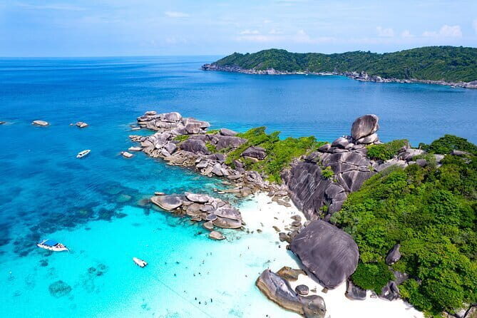 Similan Islands Full Day - Premium - Luxury Speedboat Comfort: Fast Transit With Actual Perks
