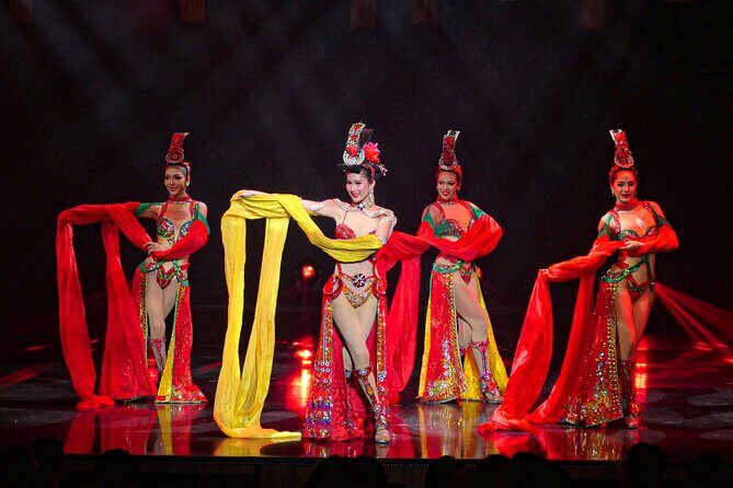 Simon Cabaret: Phuket’s Ladyboy Glamour Show - Your best seat choice: regular vs VIP in the Simon Cabaret theatre
