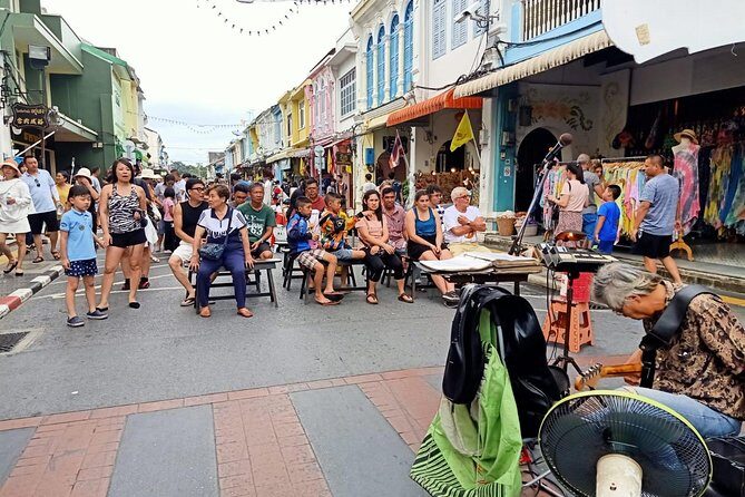 Travstore Original Phuket Discovery Tour - Shared Half Day City Tour - A half-day hit list in Phuket Town and Chalong