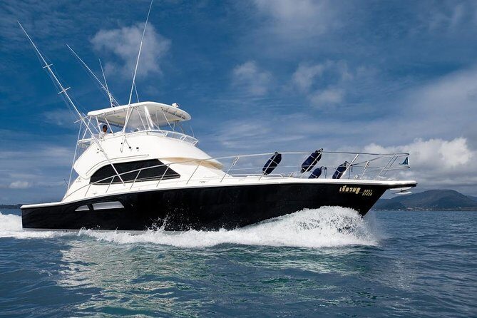 Ultimate Full-Day Big Game Fishing & Trolling Tour - The crew and boat rules that shape comfort