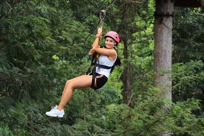 World B+ (Zipline 18 Platforms + Roller + Sky Walk with World Set Menu ) - Equipment and safety: the non-glamorous part that makes it better